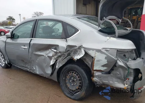 2014 Nissan Sentra Fe+ S/Fe+ Sv/S/Sl/Sr/Sv z USA, uszkodzony, nr VIN 3N1AB7APXEY262353